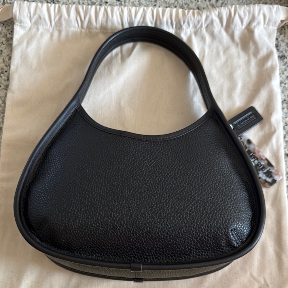 Coachtopia Black Leather Handbag